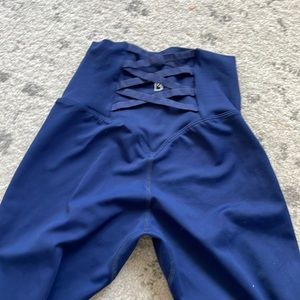 Navy buff bunny, crisscross, leggings